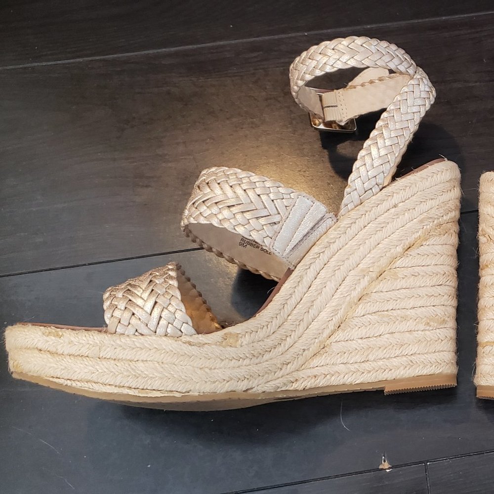 Michael Kors, White Gold, Wedges, Size 9